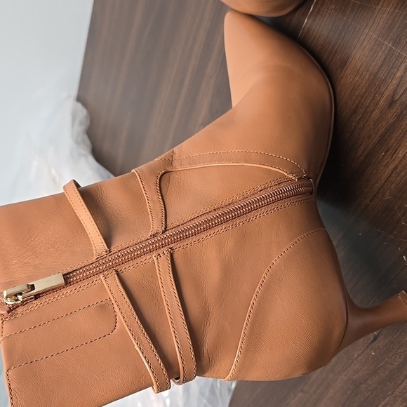 27 Edit Naturalizer Size 8.5 Tan Florette Heeled Ankle Boots - Picture 4 of 8